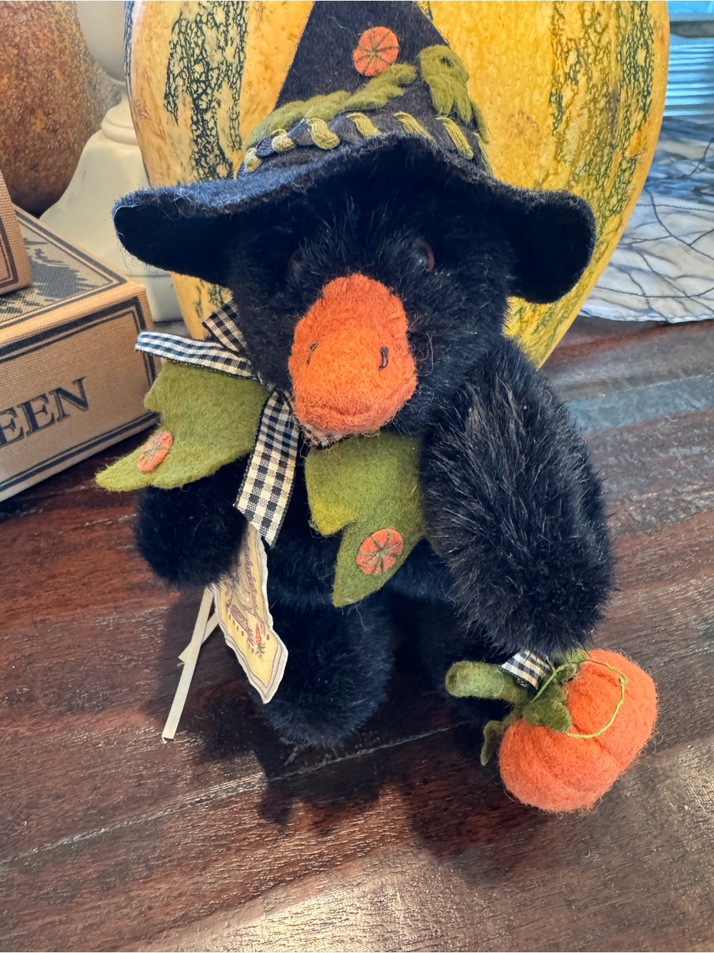 Vintage, Bunnies by the Bay, “Emery” the Halloween Crow 🐦‍⬛🎃